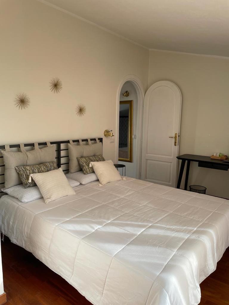 Excellent Rooms Paola'S أولبيا المظهر الخارجي الصورة